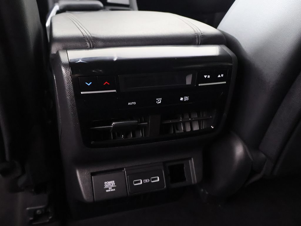 Used 2023 Acura MDX SH-AWD image 44