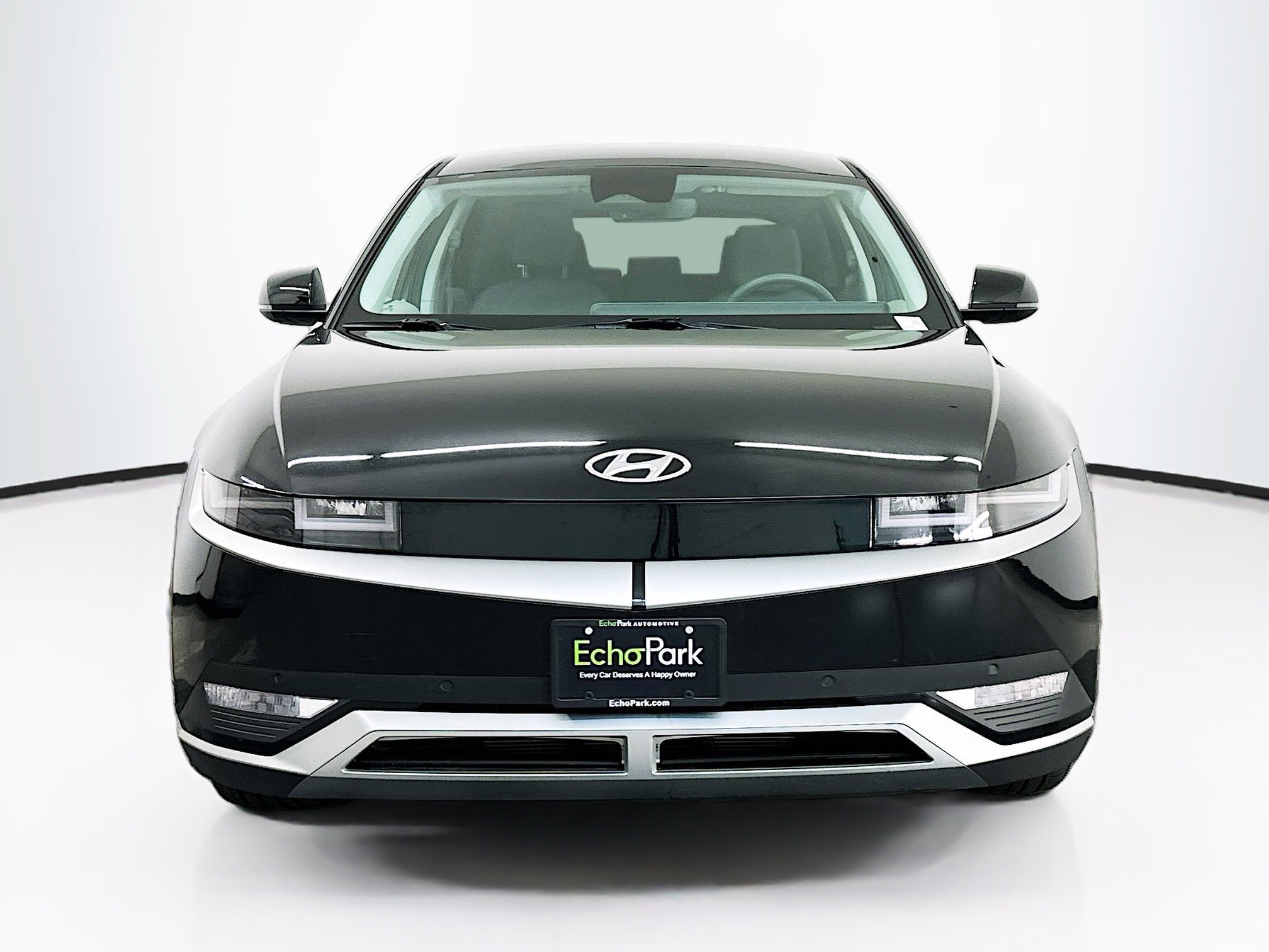 Used 2024 Hyundai Ioniq 5 SEL image 2