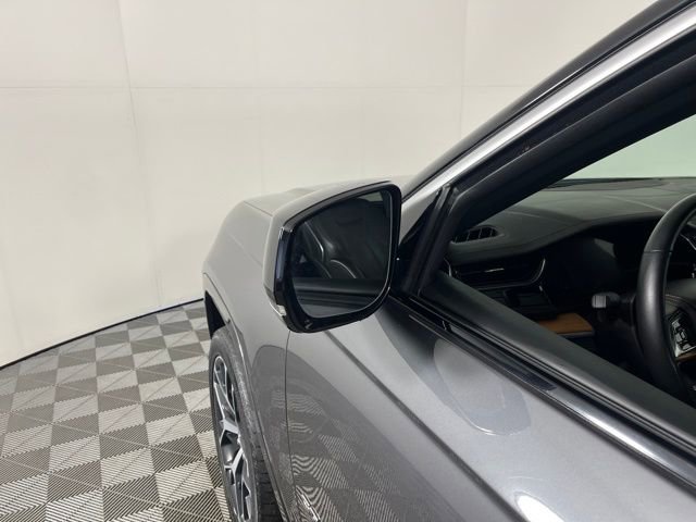 Used 2023 Jeep Grand Cherokee Summit AWD/4WD image 14