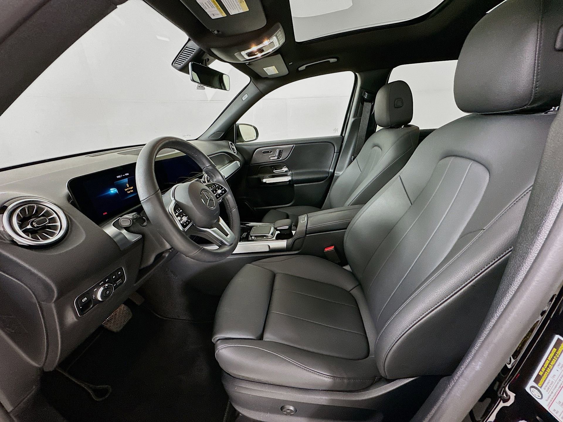Certified 2023 Mercedes-Benz GLB 250 image 21
