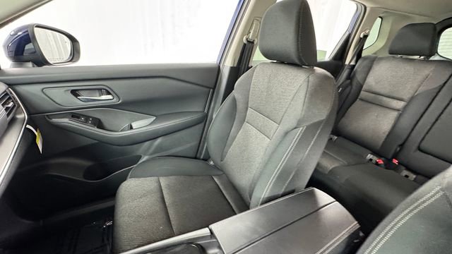 Certified 2026 Nissan Rogue SV w/ Cold Weather Package AWD/4WD image 13