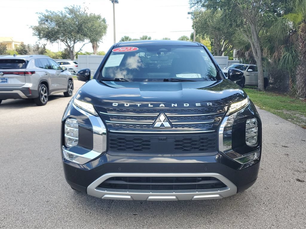 Used 2024 Mitsubishi Outlander SE FWD image 10