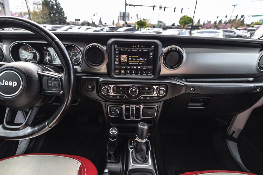 Used 2021 Jeep Gladiator Willys image 26
