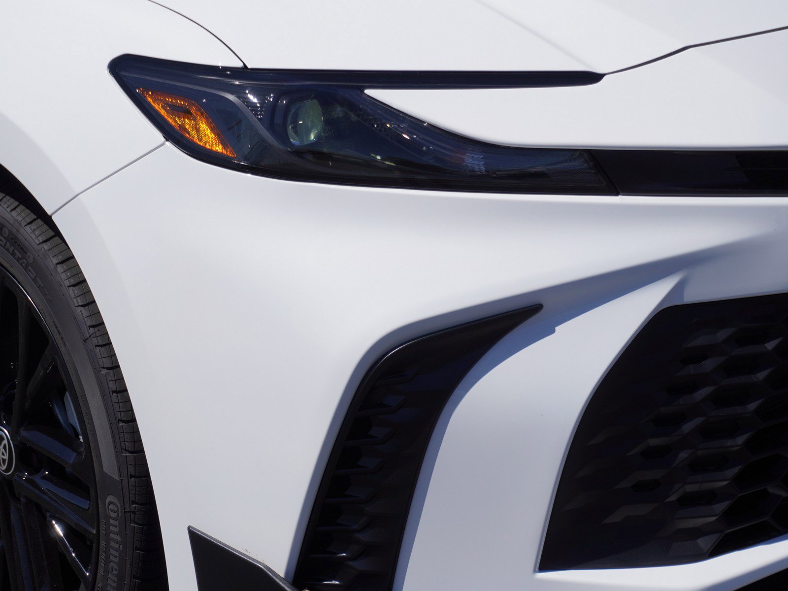 New 2026 Toyota Camry SE image 3