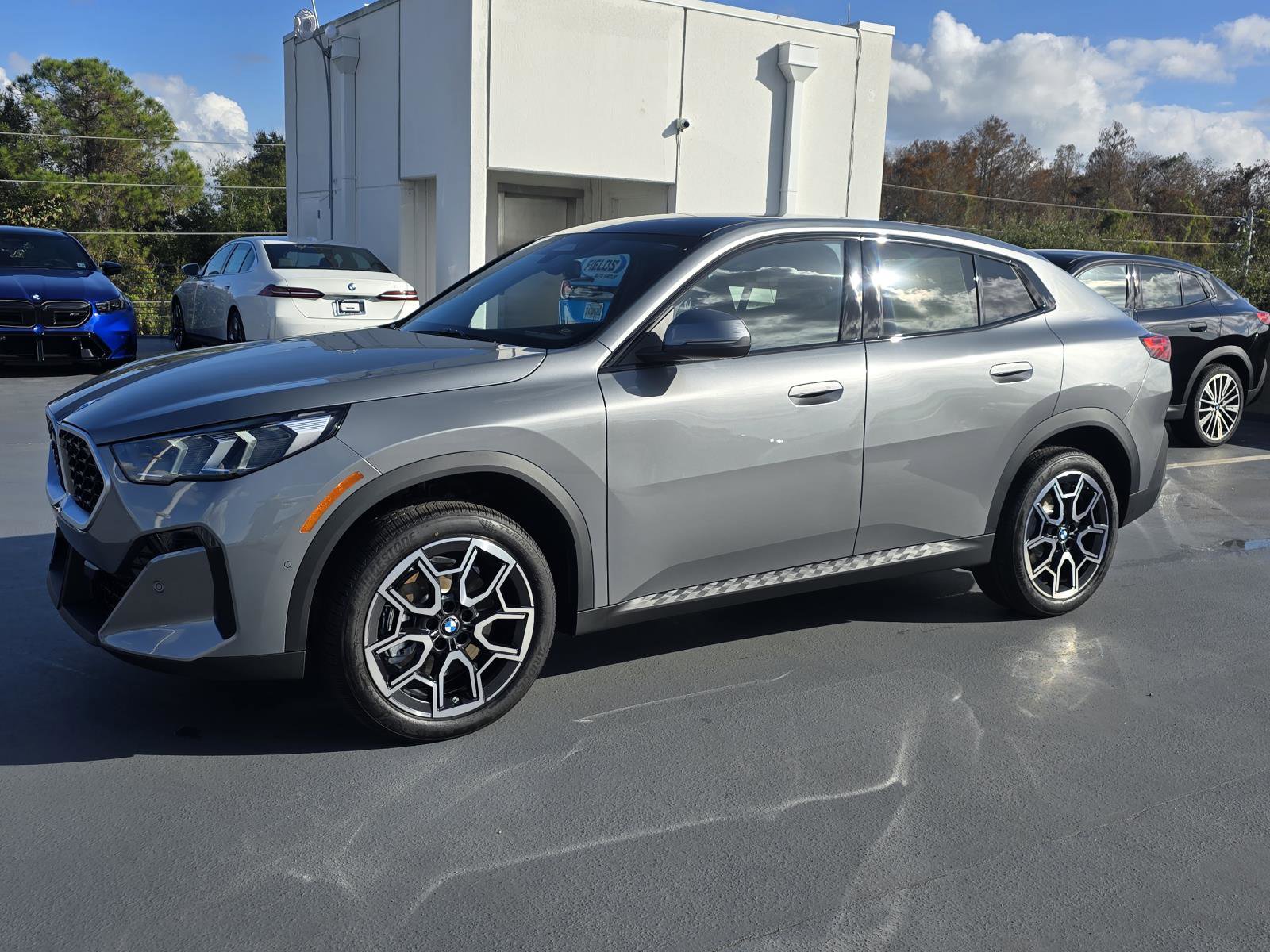 New 2026 BMW X2 xDrive28i w/ Convenience Package image 6