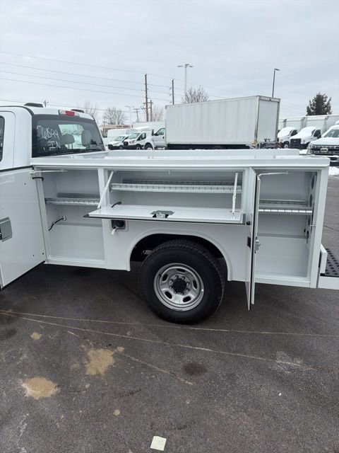 New 2026 Ford F250 XL w/ XL Chrome Package image 9