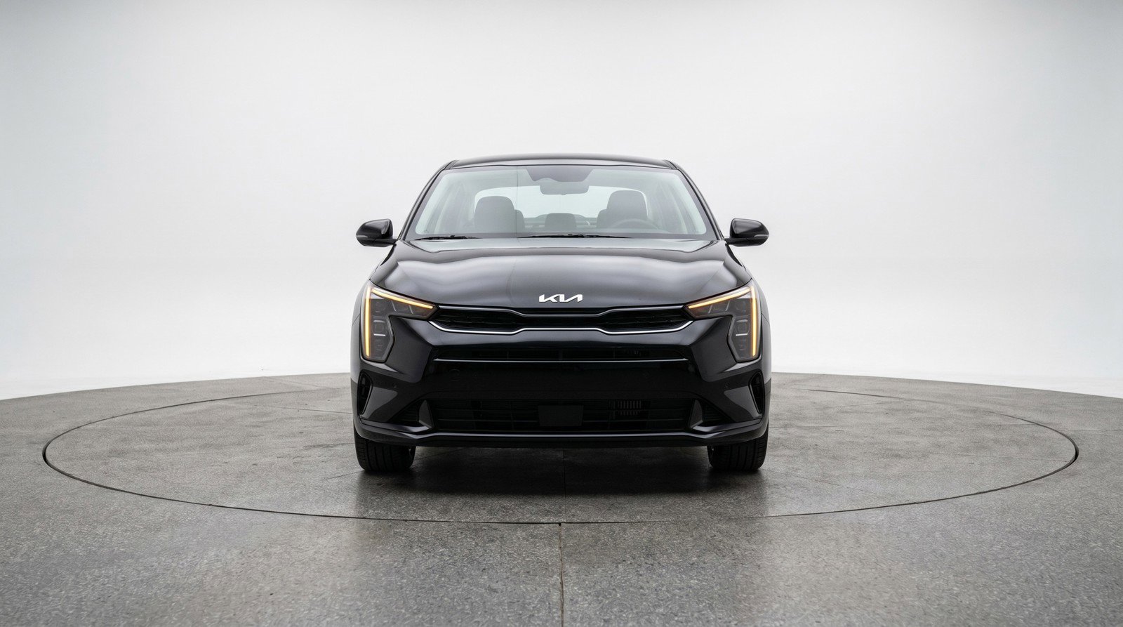 Used 2025 Kia K4 FWD image 2