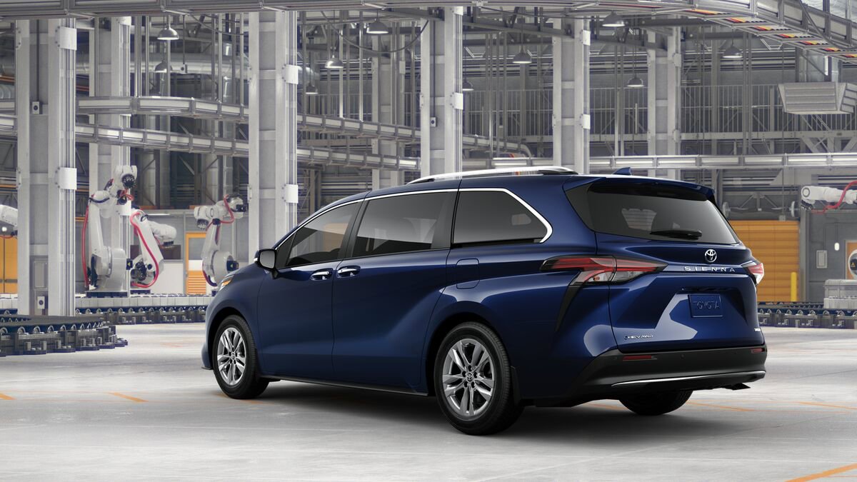 New 2025 Toyota Sienna Limited image 6