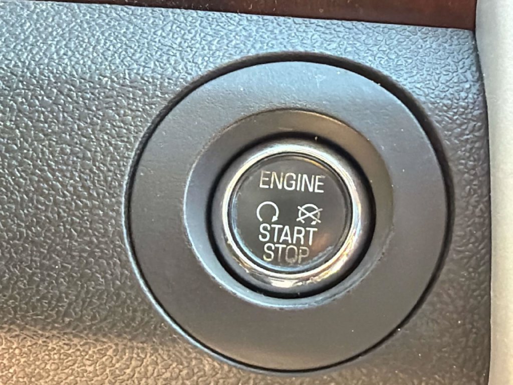 Used 2013 Ford Edge Limited FWD image 37