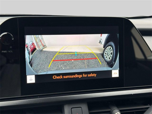 Used 2023 Lexus UX 250h AWD w/ Premium Package image 22