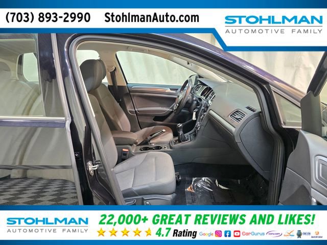 Used 2018 Volkswagen Golf S image 31