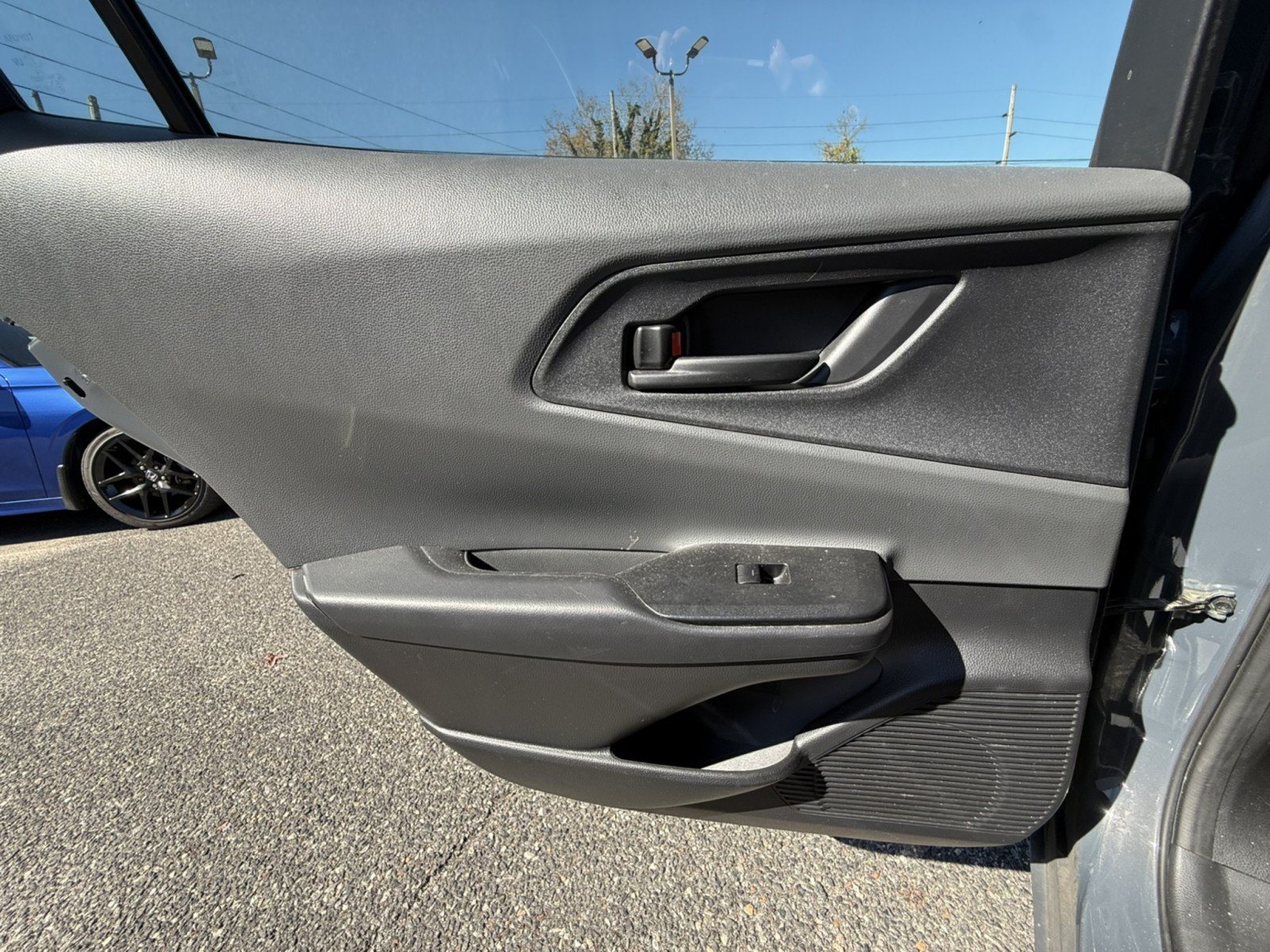 Used 2024 Toyota Prius LE FWD image 22