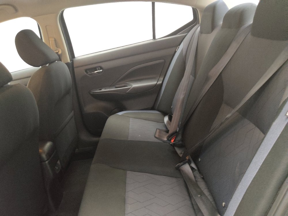 Used 2024 Nissan Versa SV FWD image 18
