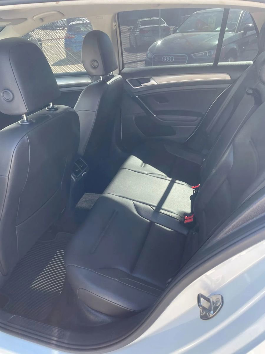 Used 2015 Volkswagen Golf SE w/ Lighting Package image 8