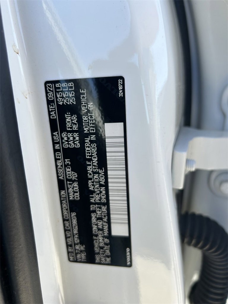 Used 2024 Volvo S60 B5 Core image 10