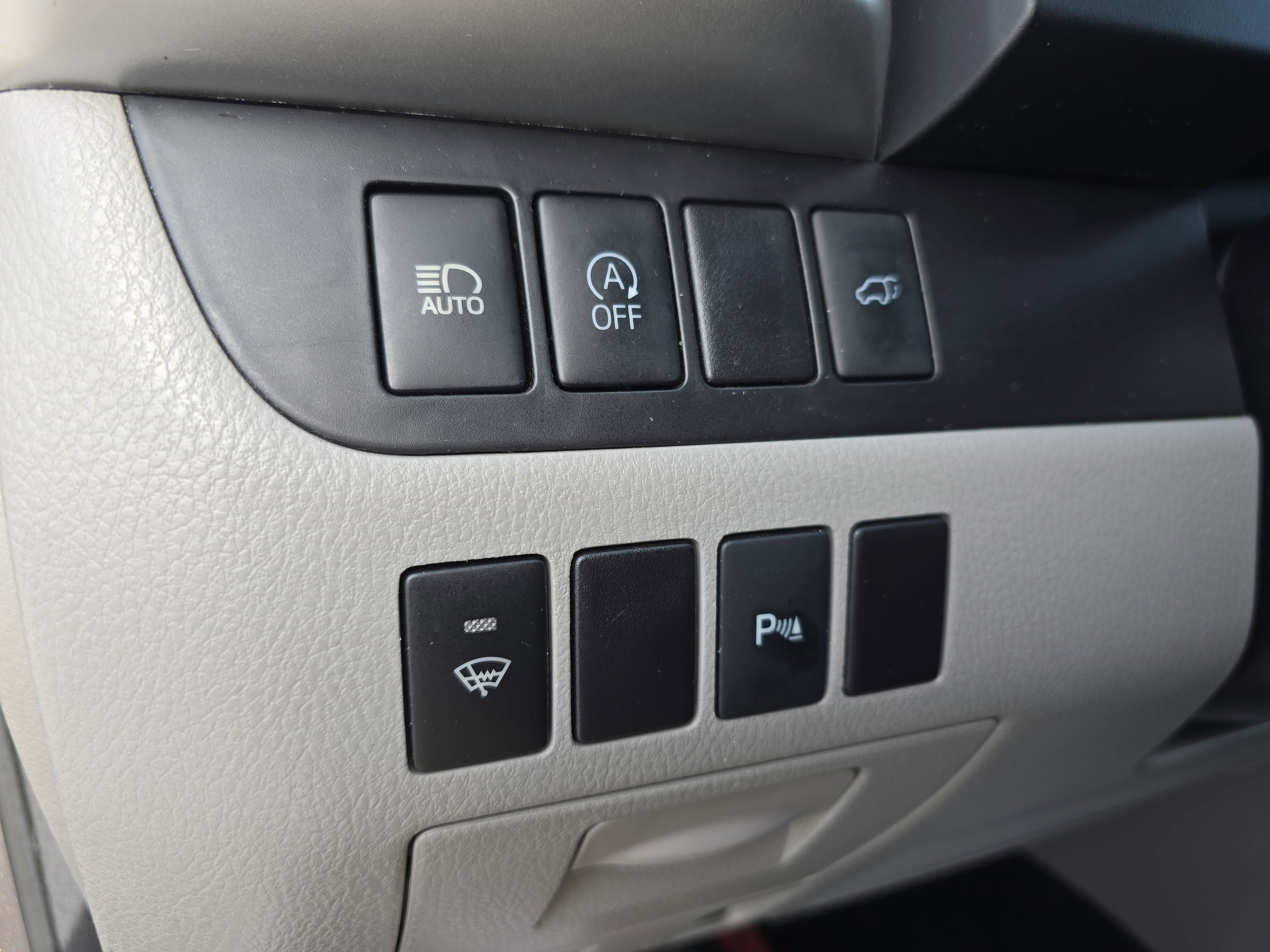 Used 2017 Toyota Highlander Limited image 27