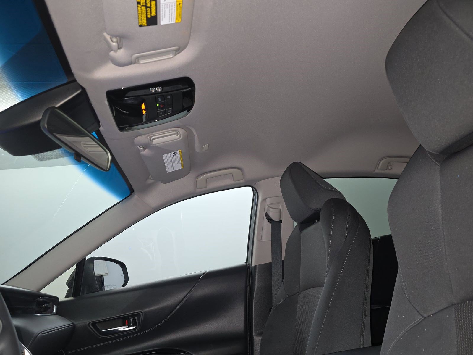 Used 2023 Toyota Venza LE AWD/4WD image 13