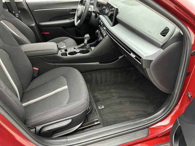 Certified 2025 Hyundai Sonata SE FWD image 23