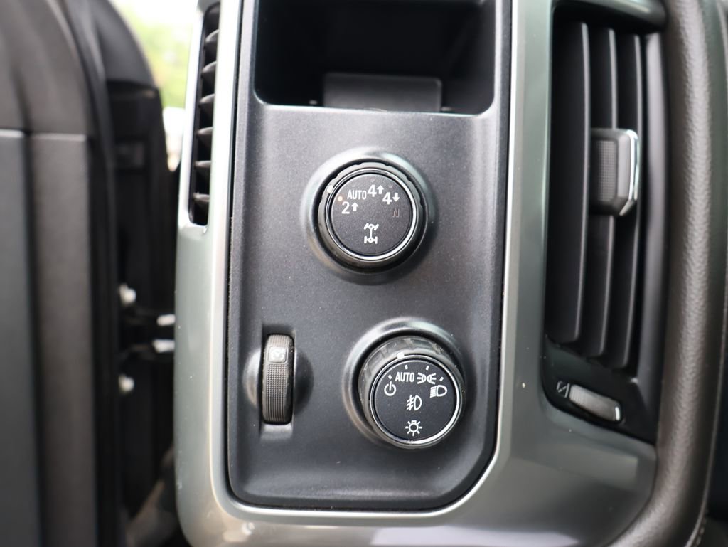 Certified 2018 Chevrolet Silverado 1500 LTZ Z71 w/ LTZ Plus Package AWD/4WD image 12