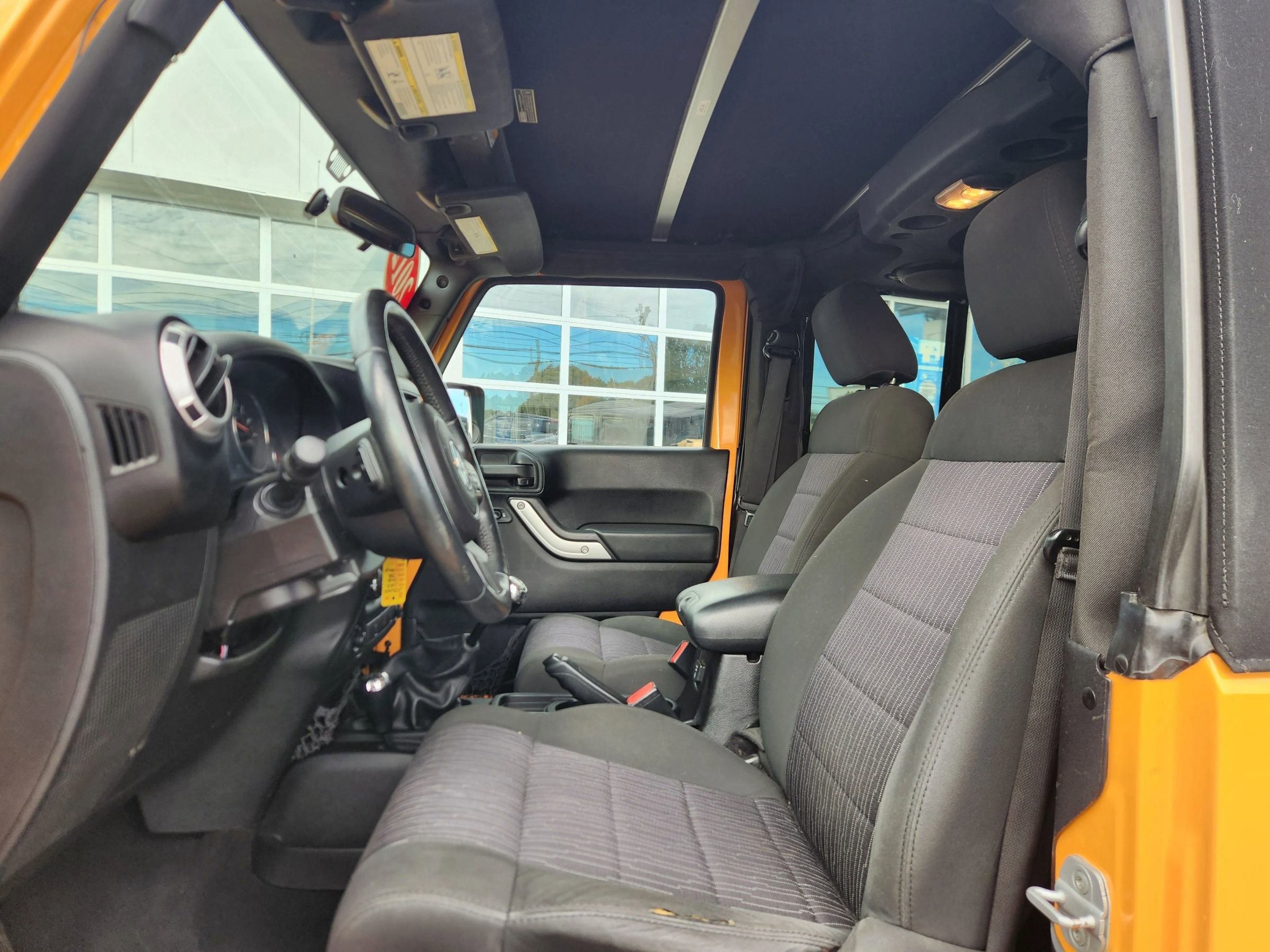 Used 2012 Jeep Wrangler Sahara image 23