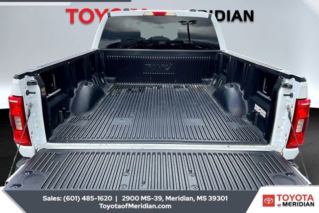 Used 2021 Ford F150 XLT image 12