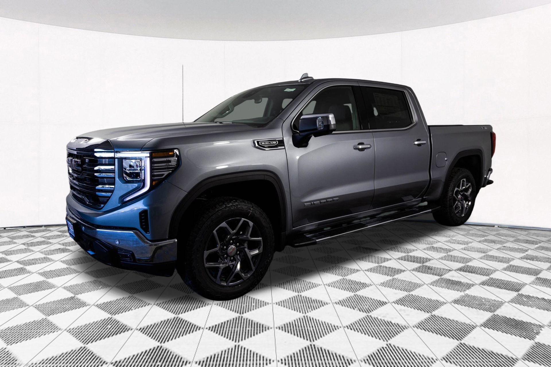 New 2026 GMC Sierra 1500 SLT w/ SLT Premium Plus Package AWD/4WD image 9