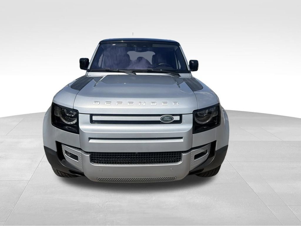 Used 2020 Land Rover Defender 110 SE AWD/4WD image 3