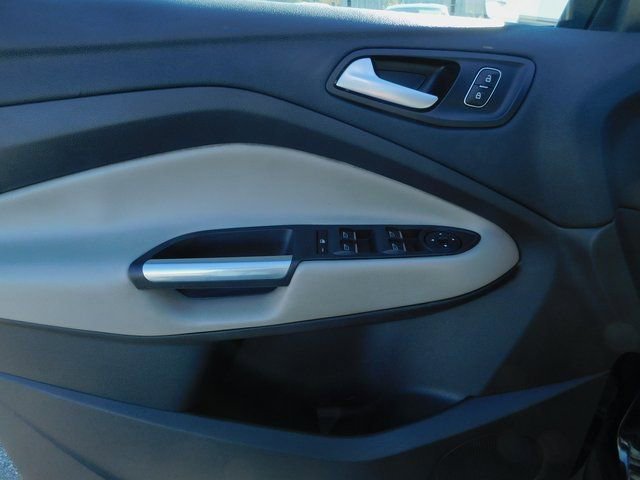 Used 2019 Ford Escape SEL image 23