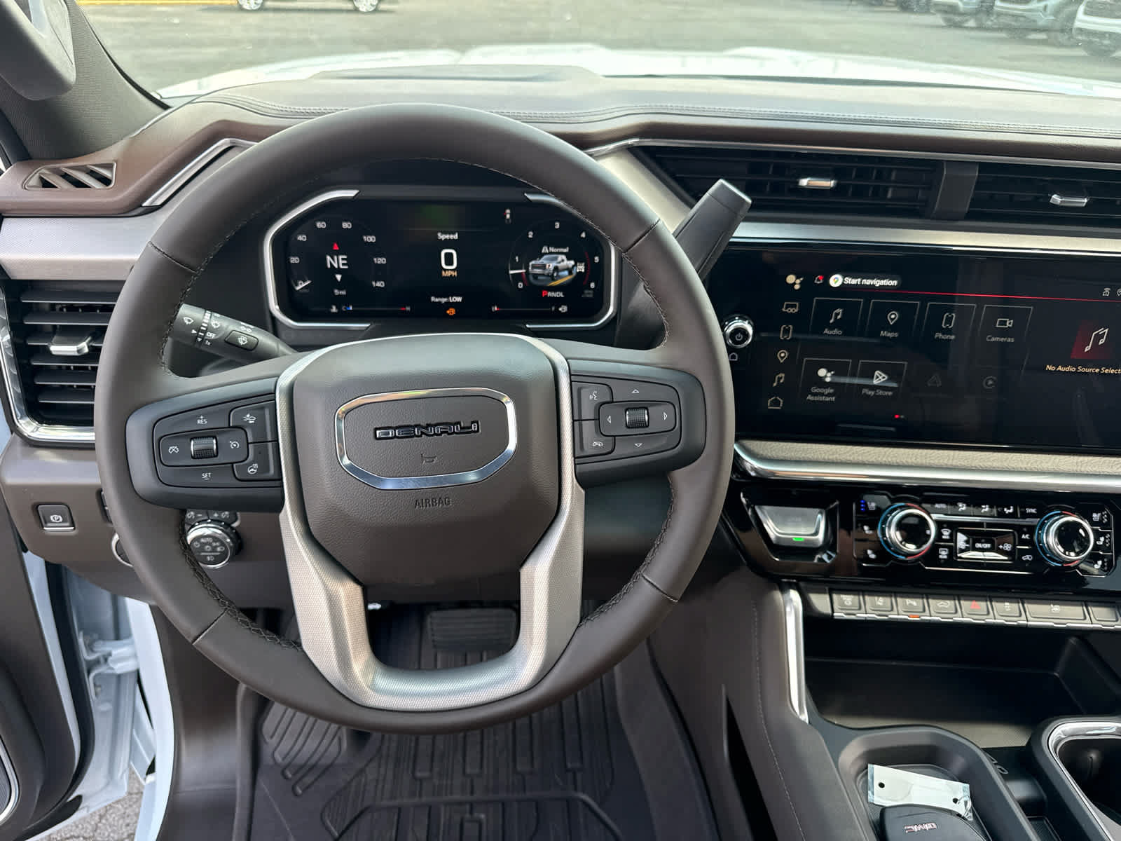 New 2026 GMC Sierra 3500 Denali w/ Technology Package AWD/4WD image 17