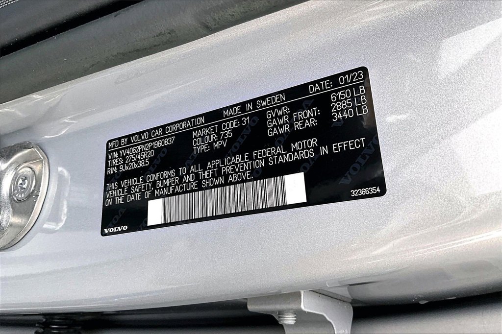 Used 2023 Volvo XC90 B6 Plus image 19