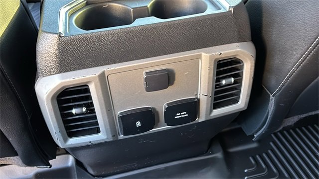 Used 2020 Ford F250 Lariat w/ Lariat Ultimate Package image 11