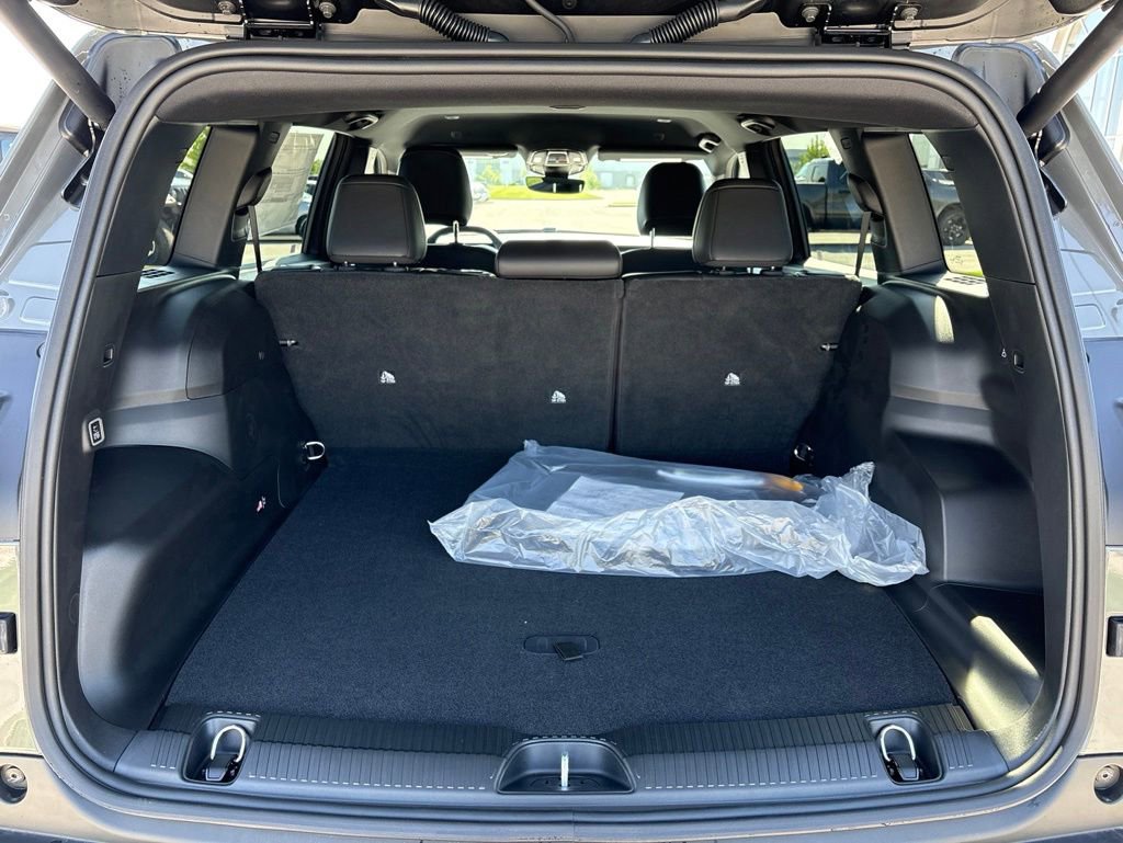 New 2026 Jeep Cherokee Limited AWD/4WD image 11