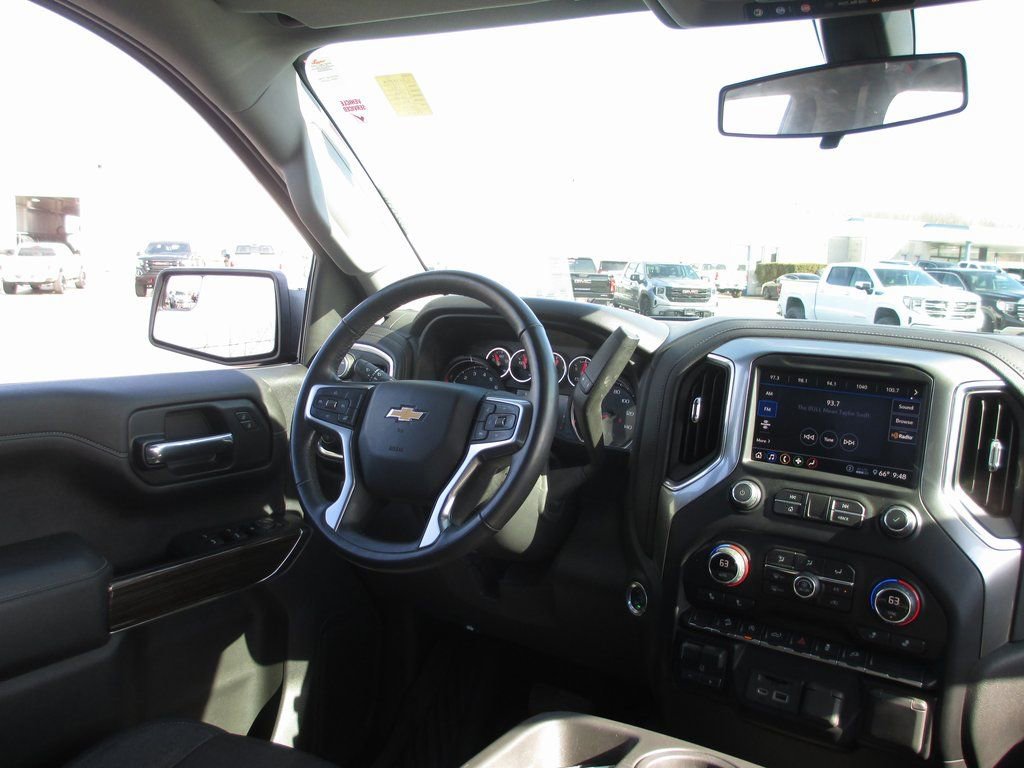 Used 2020 Chevrolet Silverado 1500 LT w/ All-Star Edition image 24