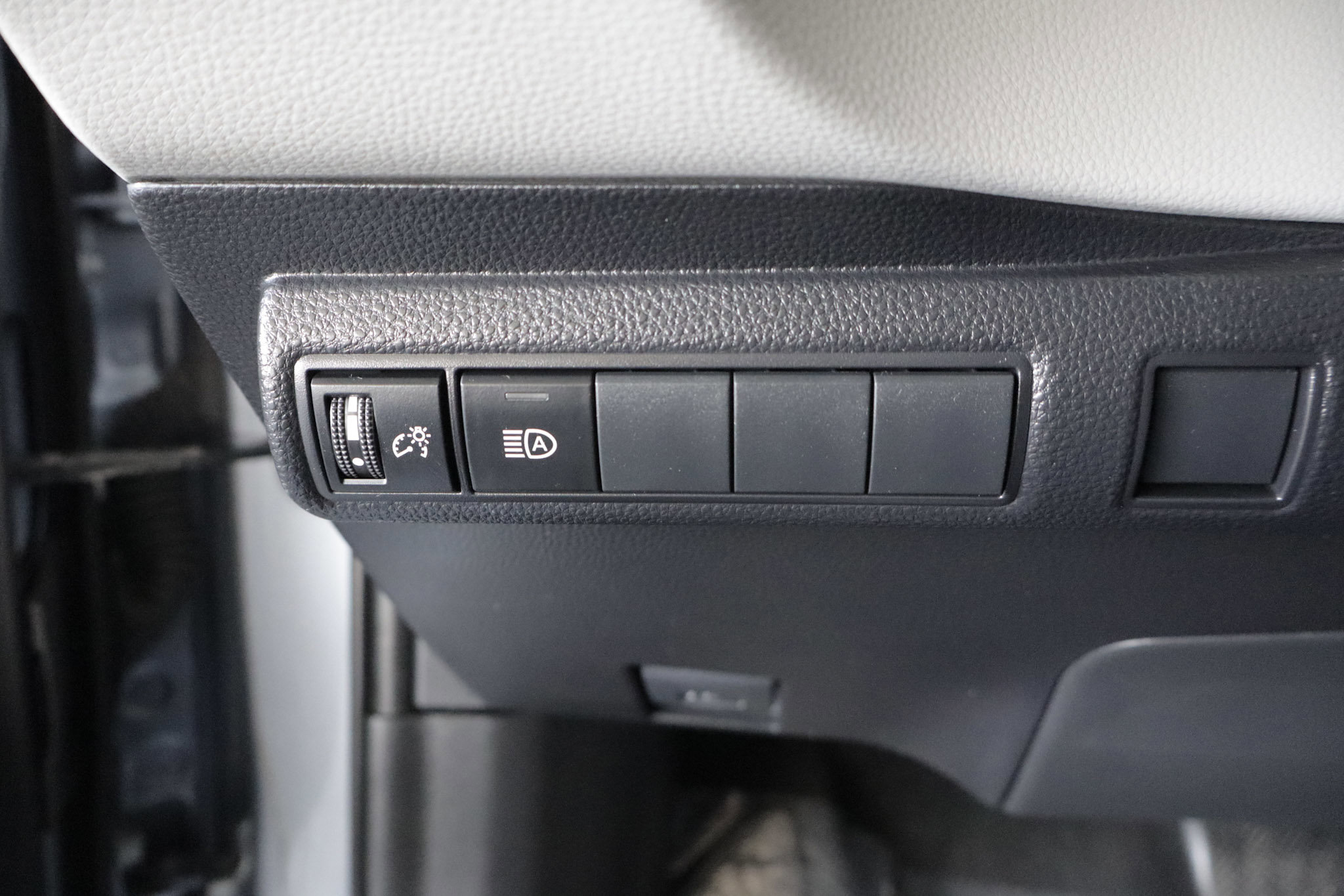 Used 2023 Toyota Corolla LE image 16