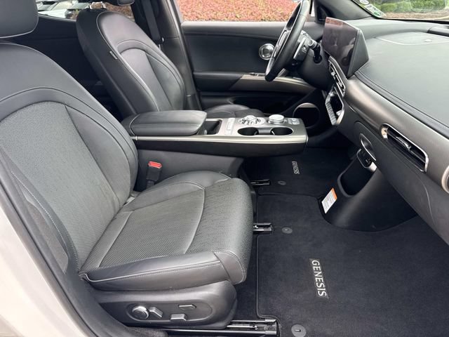 Used 2023 Genesis GV60 Advanced AWD/4WD image 10