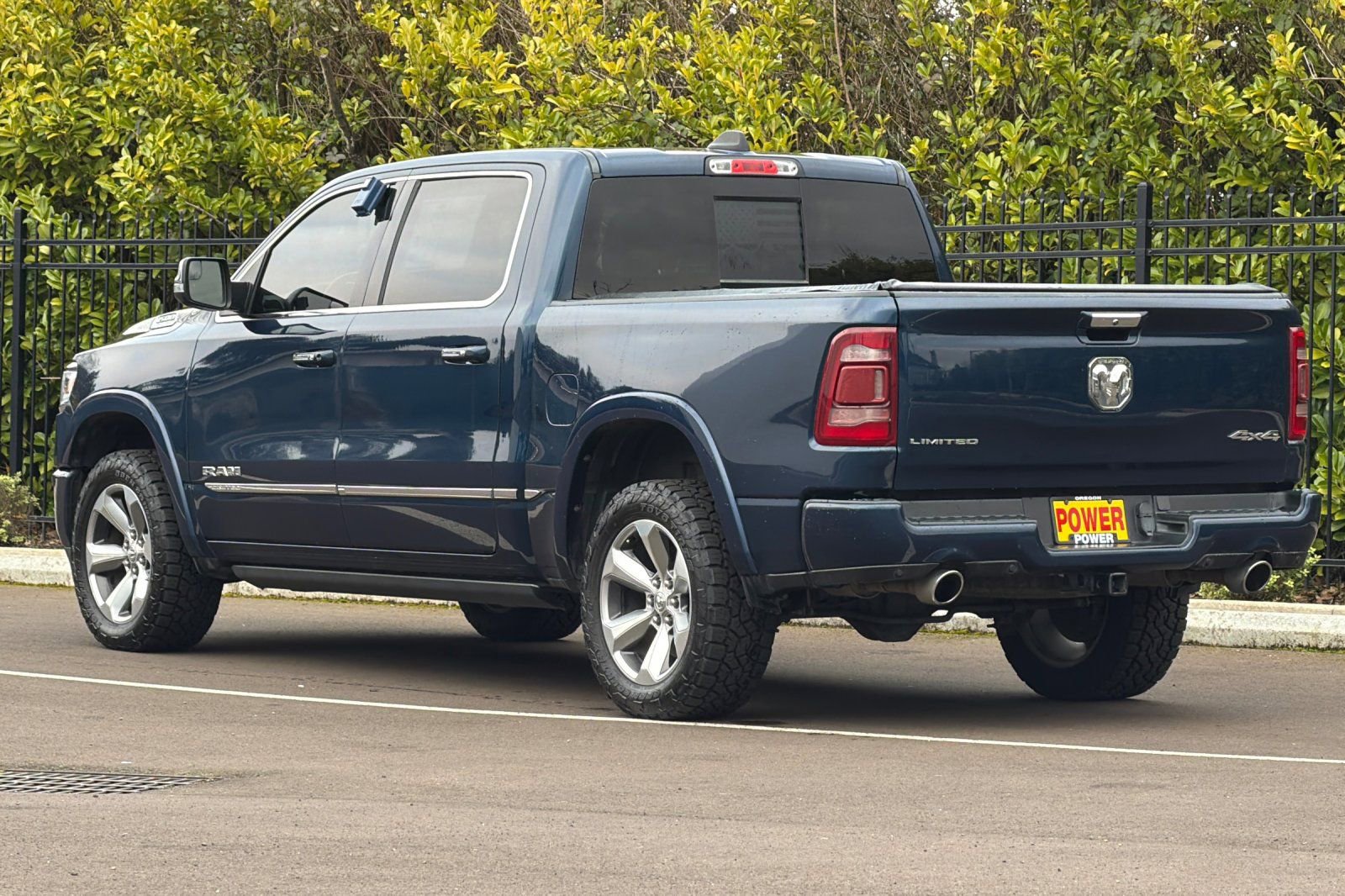 Used 2022 RAM 1500 Limited w/ Body Color Bumper Group image 6