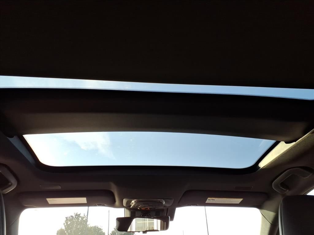 New 2026 Toyota Crown Signia image 13