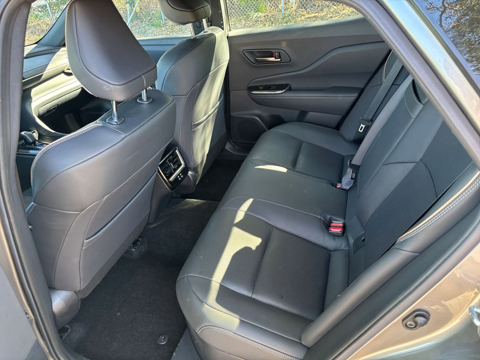 Used 2025 Toyota Crown XLE image 27