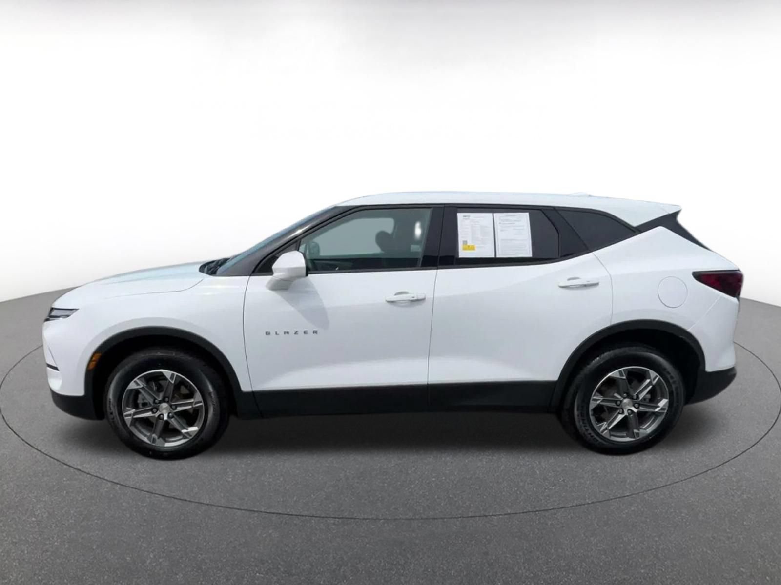 Used 2026 Chevrolet Blazer LT AWD/4WD image 8