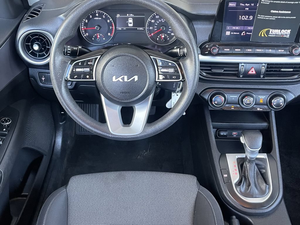 Used 2022 Kia Forte LXS FWD image 18