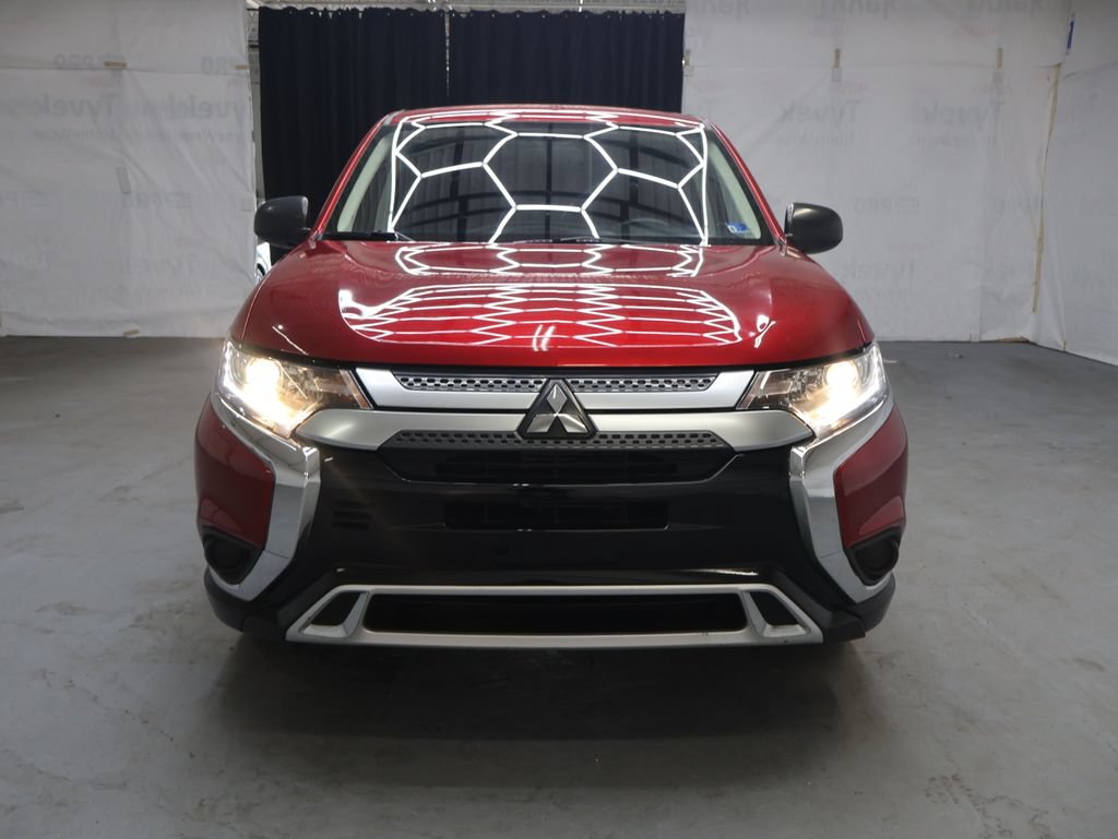 Used 2020 Mitsubishi Outlander ES FWD image 2