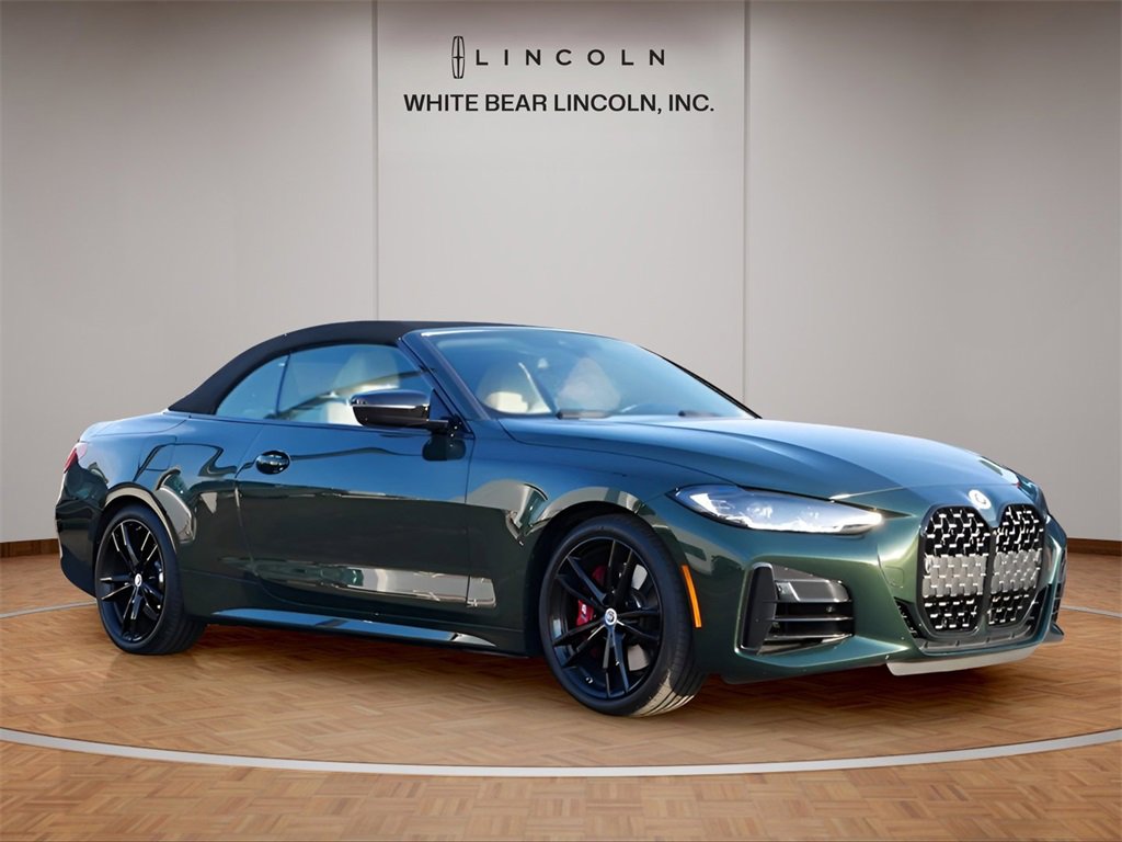 Used 2023 BMW 440i xDrive Convertible w/ Premium Package image 3