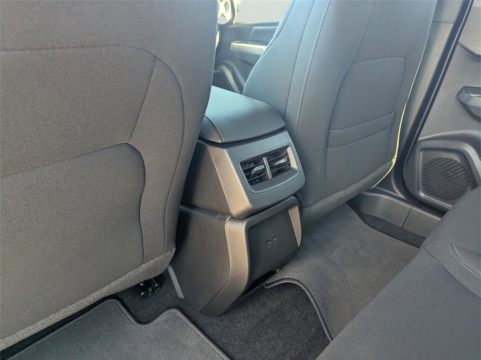 New 2026 Chevrolet Equinox EV LT image 13