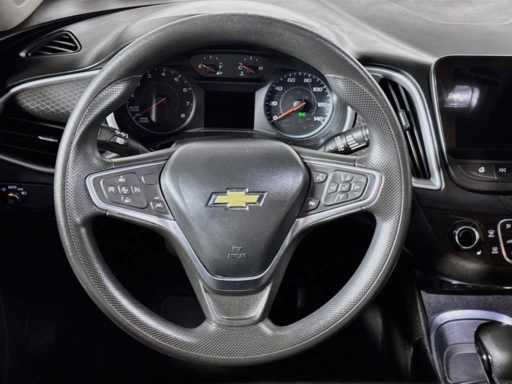 Used 2023 Chevrolet Malibu LT FWD image 13