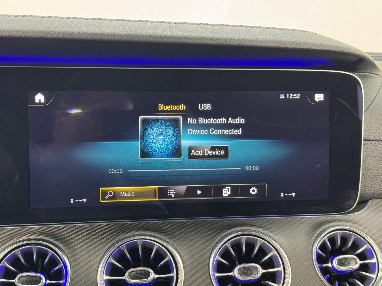 Used 2021 Mercedes-Benz AMG GT 43 image 31