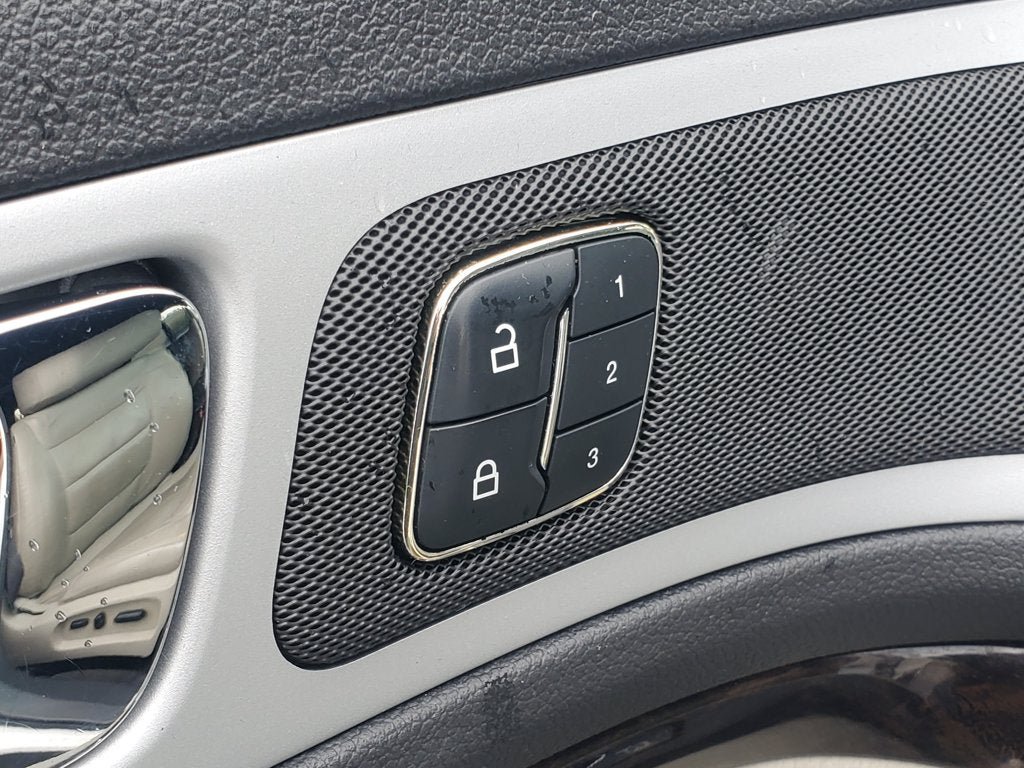 Used 2011 Ford Explorer Limited FWD image 8
