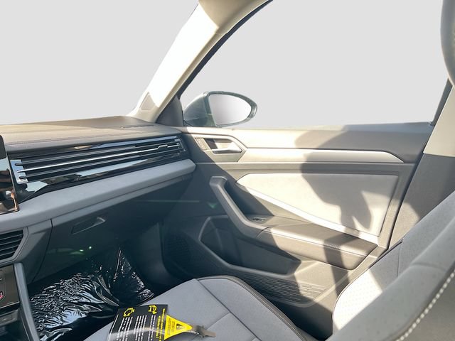 New 2026 Volkswagen Jetta SE FWD image 23