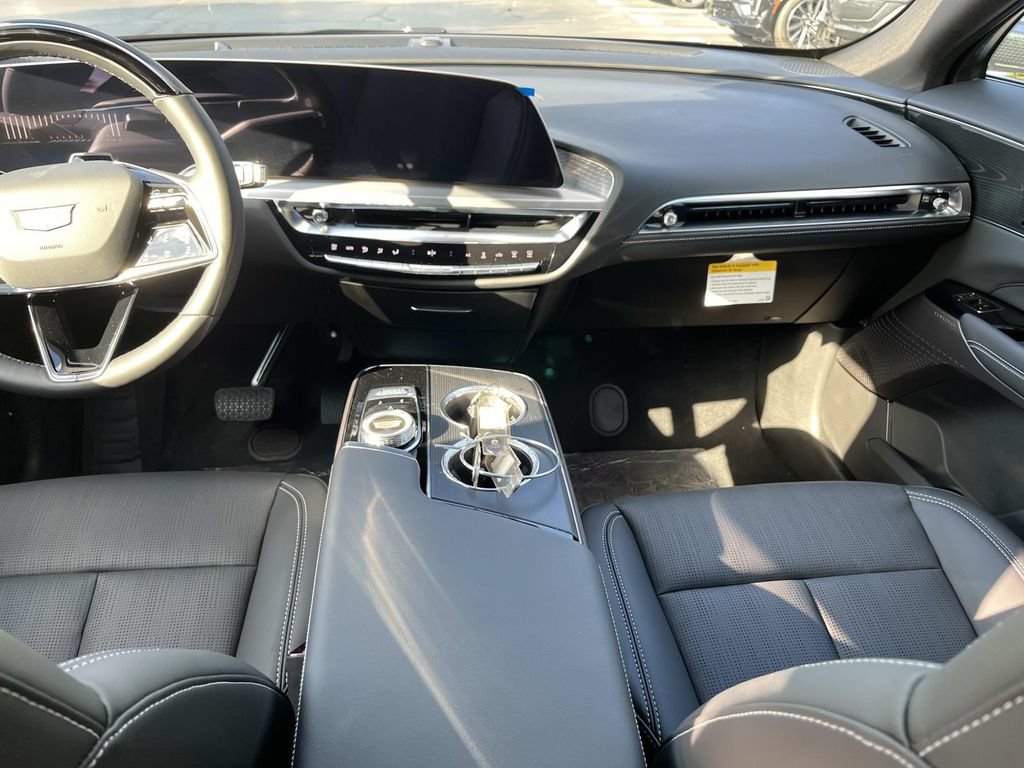 New 2026 Cadillac Lyriq Sport AWD/4WD image 13