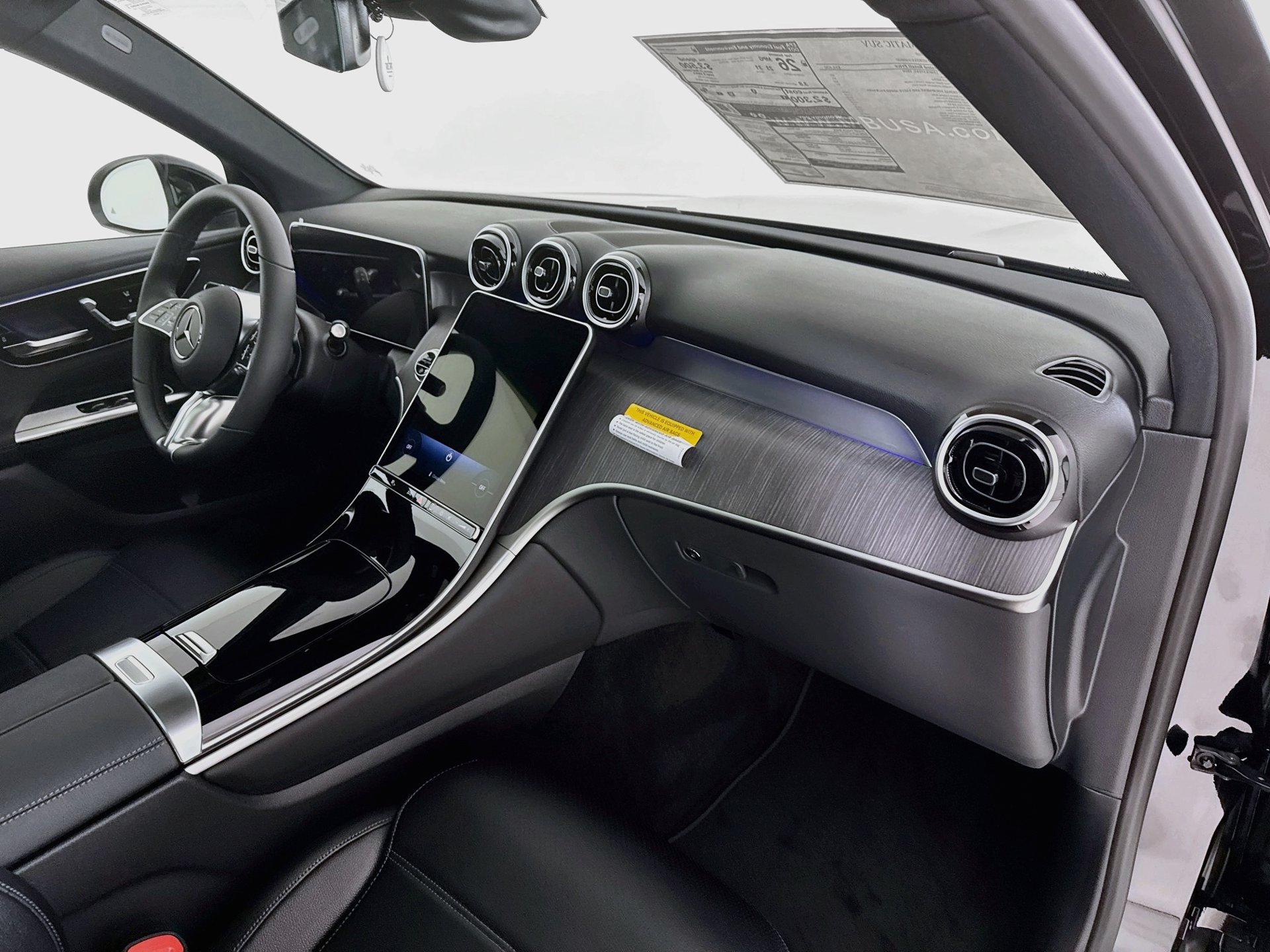New 2027 Mercedes-Benz GLC 300 4MATIC image 32