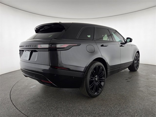 New 2026 Land Rover Range Rover Velar Dynamic SE image 8